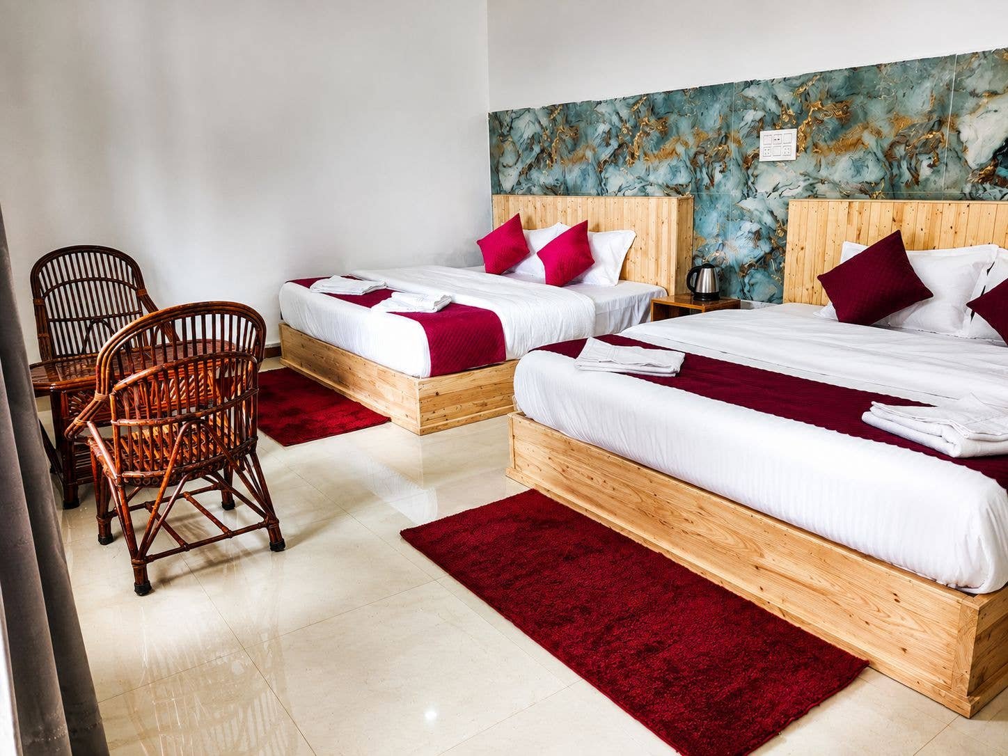 Deluxe Valley View Room